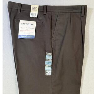 Dockers Men's Easy pleat front Khaki Stretch Pants - Coffee Bean 38x30 $66